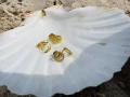 Złote kolczyki kółka diamentowane ring srebro pozłacane 925 sztyft na plaży