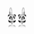 Kolczyki srebrne dla dziewczynki Panda angielskie zapięcie Pandy.webp-Alola