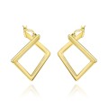 Kolczyki-zlote-geometryczne-romby.jpg